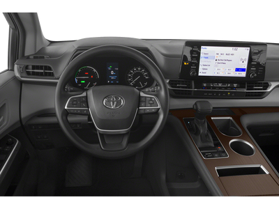 2024 Toyota Sienna Woodland Edition 8 Passenger