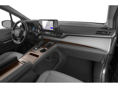 2024 Toyota Sienna Woodland Edition 8 Passenger