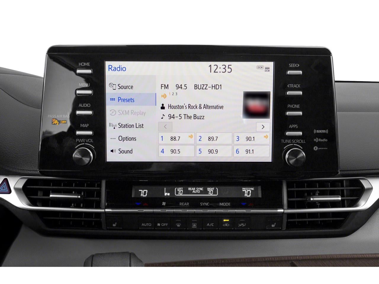 2024 Toyota Sienna XLE 8 Passenger