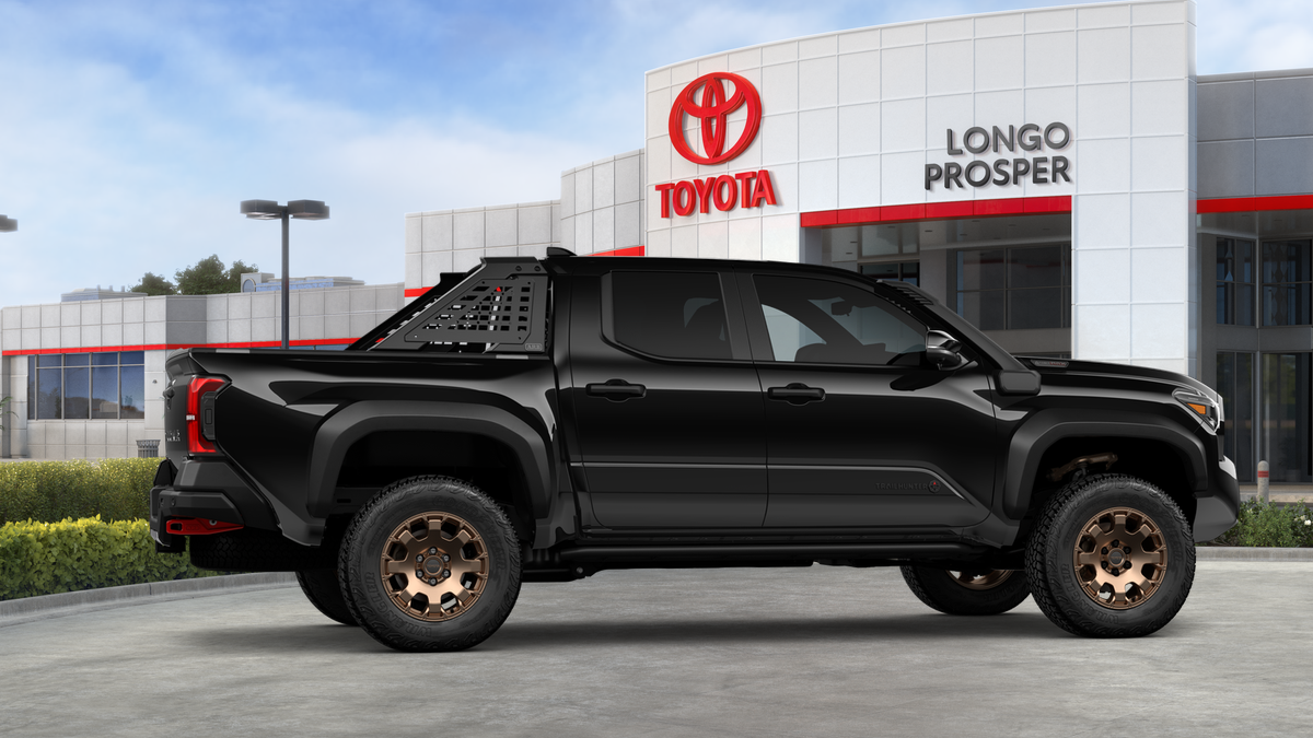 2026 Toyota Tacoma i-FORCE MAX Tacoma Trailhunter