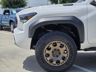 2026 Toyota Tacoma i-FORCE MAX Tacoma Trailhunter