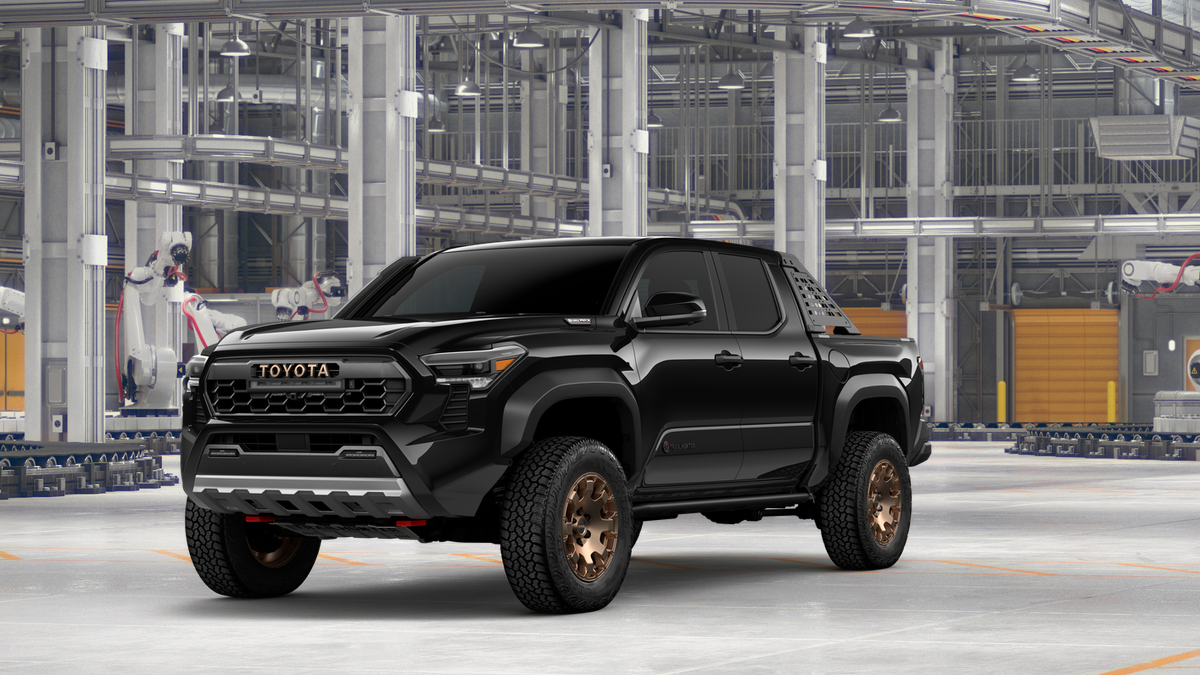 2026 Toyota Tacoma i-FORCE MAX Tacoma Trailhunter