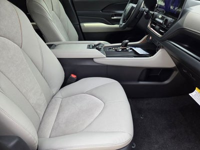 2026 Toyota Grand Highlander Hybrid MAX Platinum
