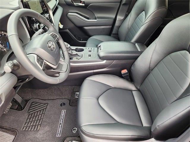 2026 Toyota Highlander Hybrid XLE