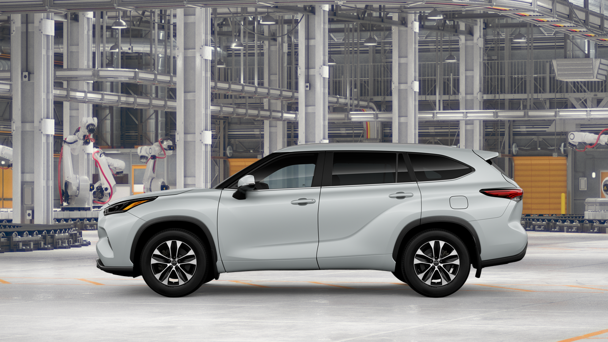 2026 Toyota Highlander XLE