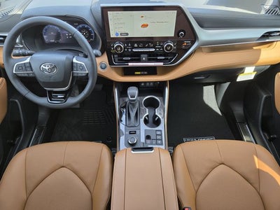 2026 Toyota Highlander Platinum