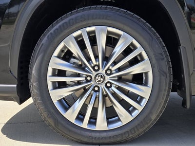 2026 Toyota Highlander Platinum