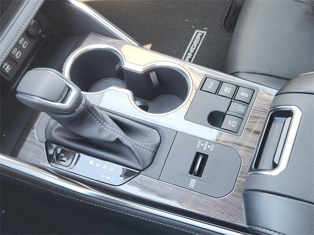 2026 Toyota Highlander Hybrid Limited