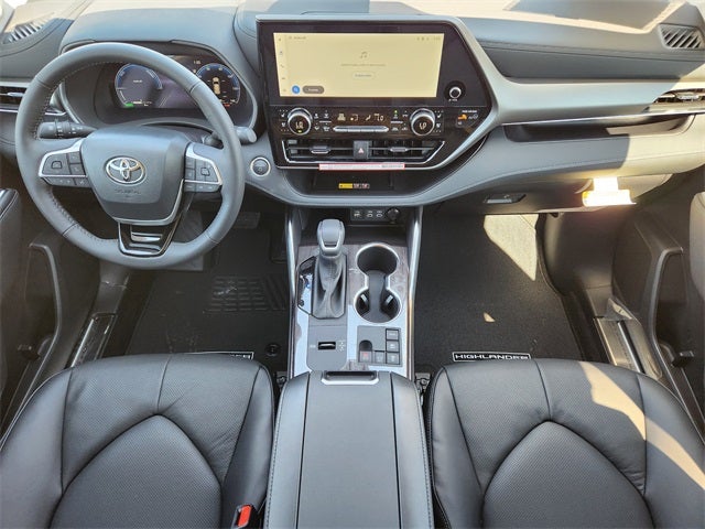 2026 Toyota Highlander Hybrid Limited