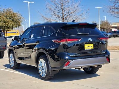 2026 Toyota Highlander Hybrid Limited