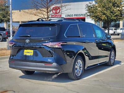 2026 Toyota Sienna XLE