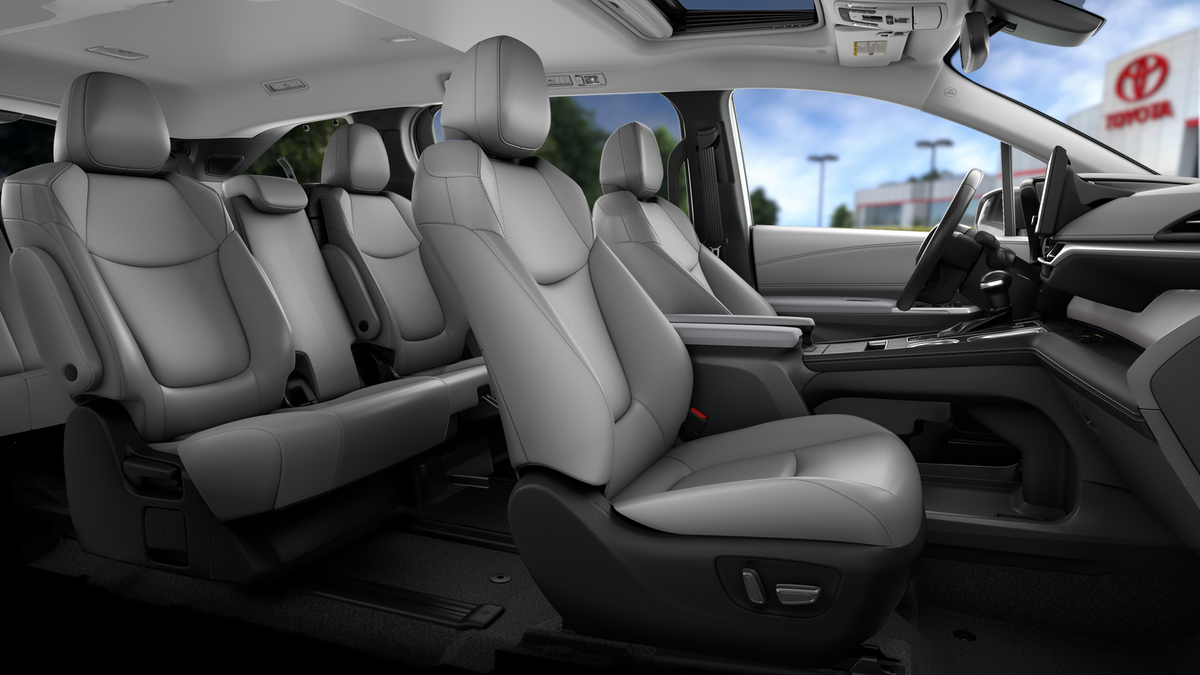 2026 Toyota Sienna XLE