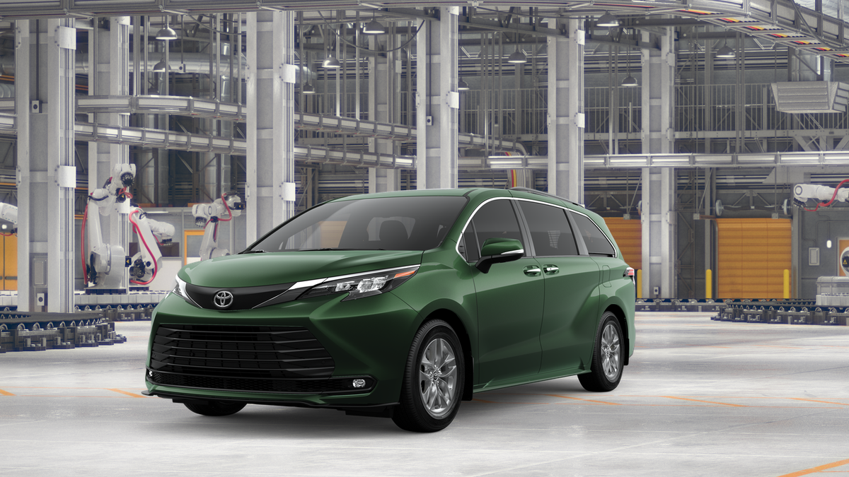 2026 Toyota Sienna XLE