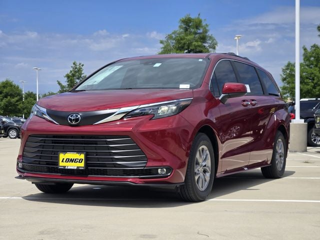 2026 Toyota Sienna XLE