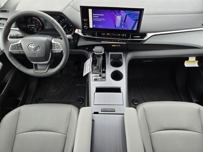 2026 Toyota Sienna XLE