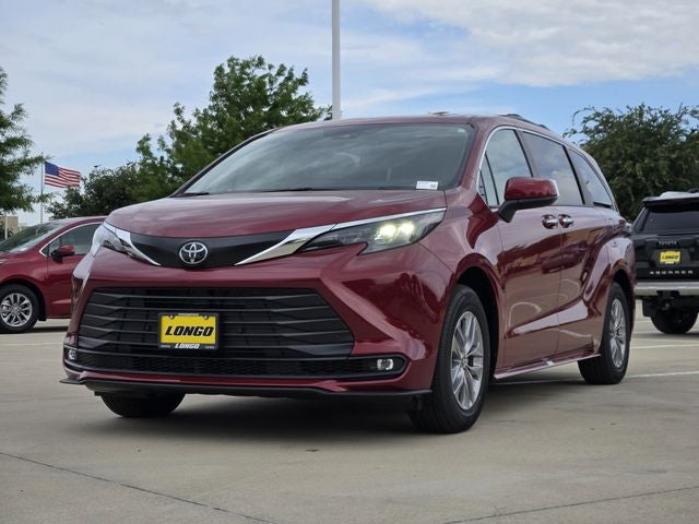 2026 Toyota Sienna XLE