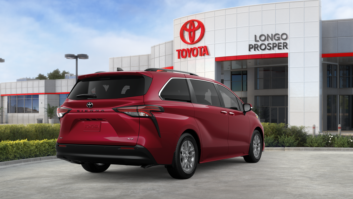 2026 Toyota Sienna XLE