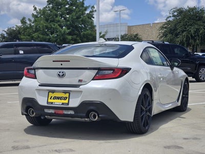 2026 Toyota GR86 Premium AT