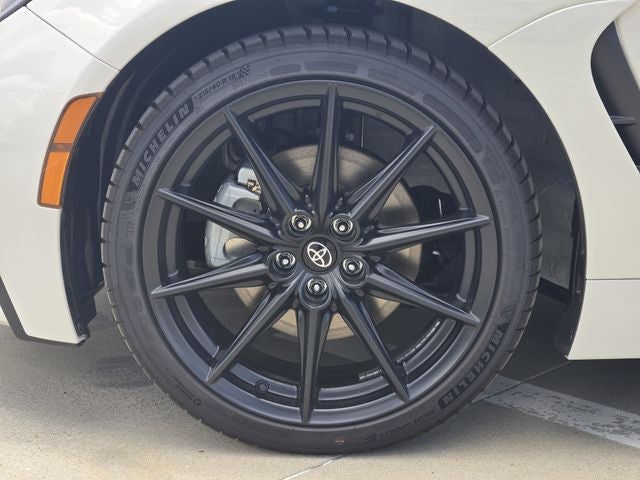 2026 Toyota GR86 Premium AT