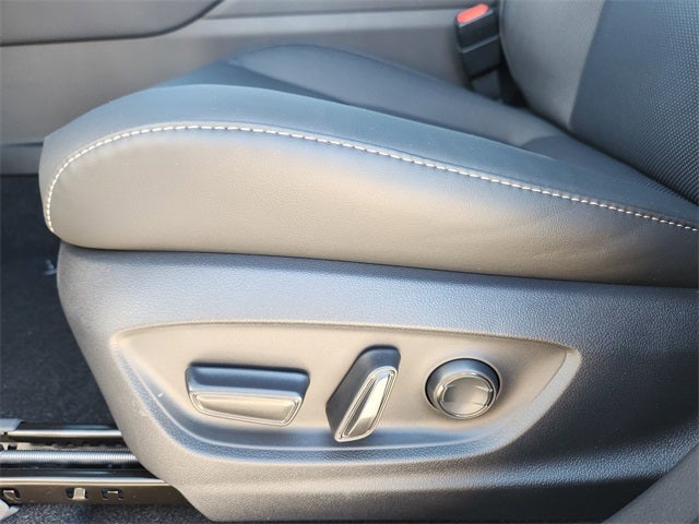 2026 Toyota Toyota Crown Signia XLE