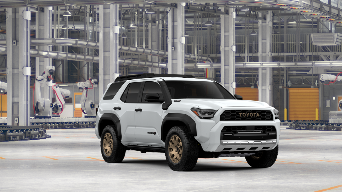 2026 Toyota 4Runner i-FORCE MAX 4Runner Trailhunter