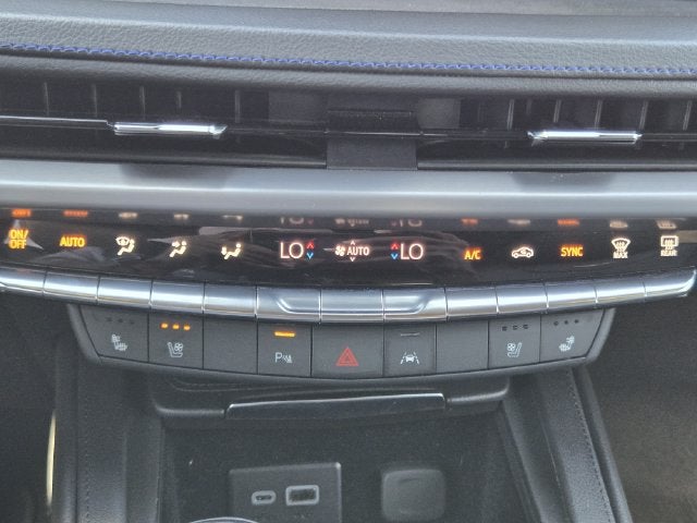 2024 Cadillac XT4 Sport
