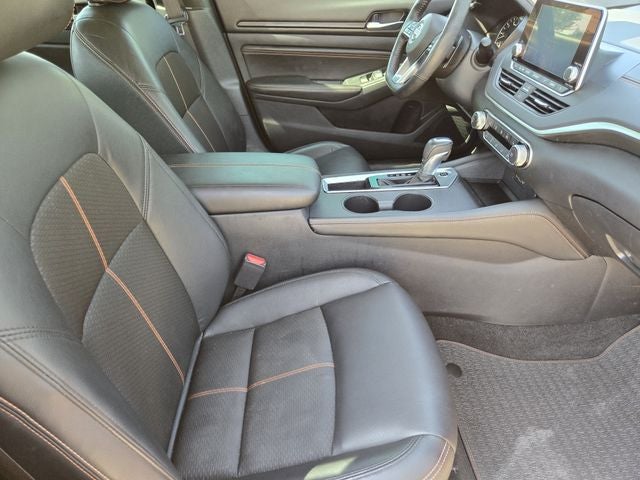 2021 Nissan Altima 2.0 SR