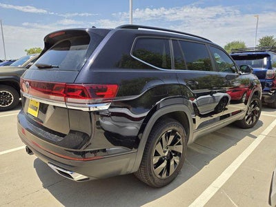 2024 Volkswagen Atlas 2.0T SE w/Technology