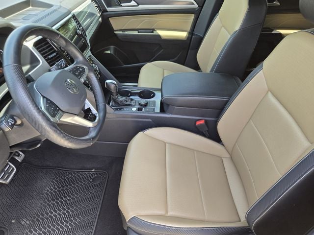 2023 Volkswagen Atlas Cross Sport 3.6L V6 SEL R-Line