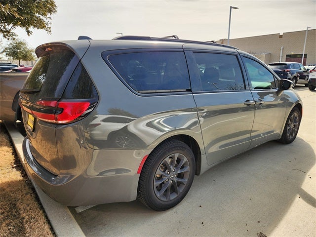 2021 Chrysler Pacifica Touring