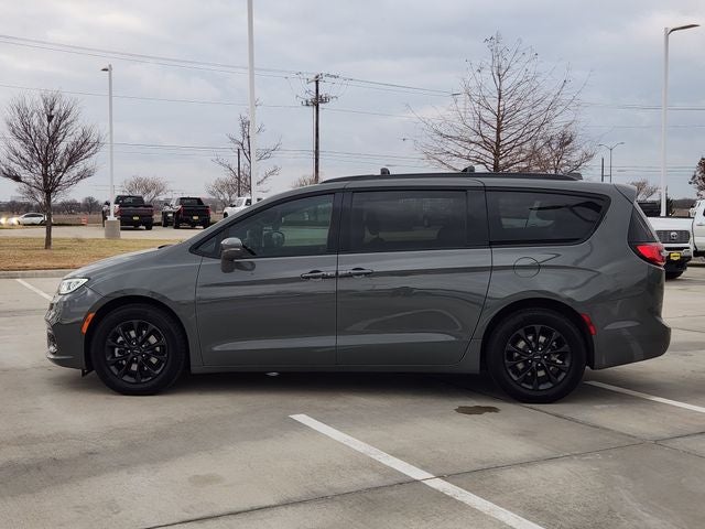 2021 Chrysler Pacifica Touring