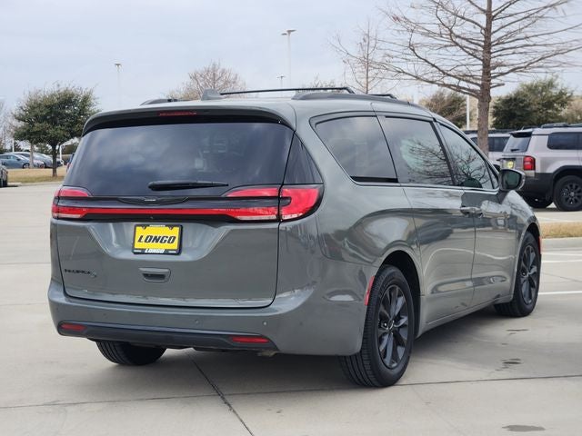 2021 Chrysler Pacifica Touring