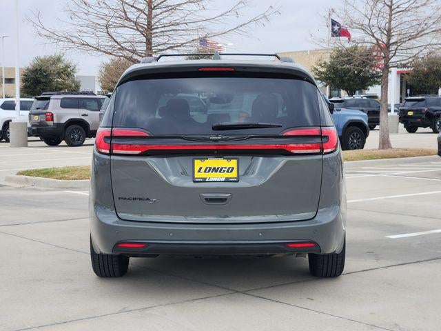 2021 Chrysler Pacifica Touring