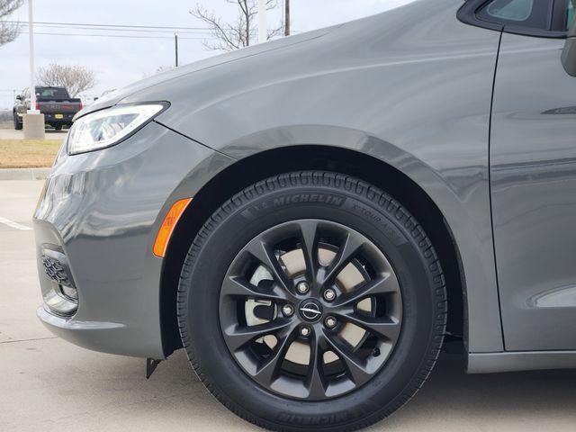2021 Chrysler Pacifica Touring