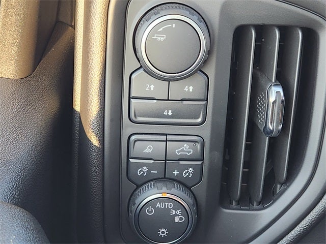 2025 Chevrolet Silverado 2500HD Custom