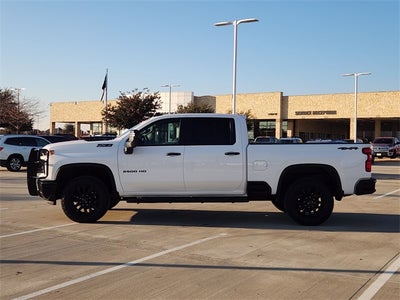 2025 Chevrolet Silverado 2500HD Custom