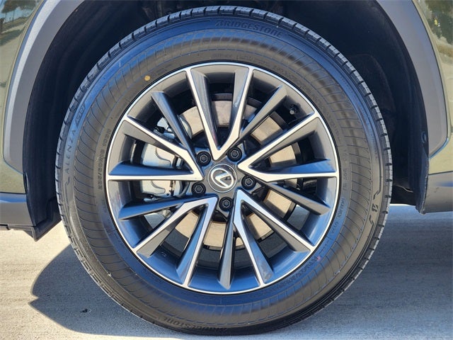 2025 Lexus NX 350h Base