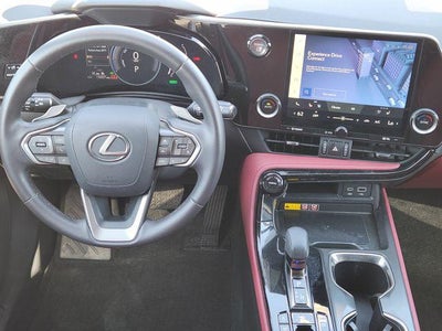 2025 Lexus NX 350h Premium
