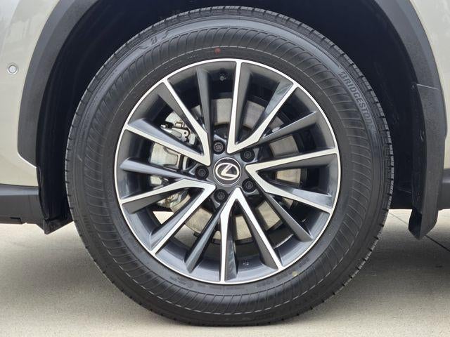 2025 Lexus NX 350h Luxury
