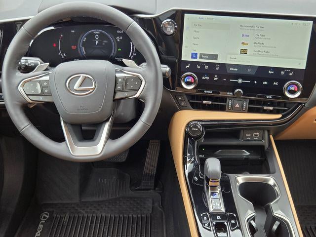 2025 Lexus NX 350h Luxury