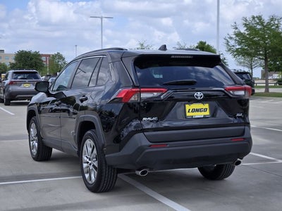 2022 Toyota RAV4 XLE Premium