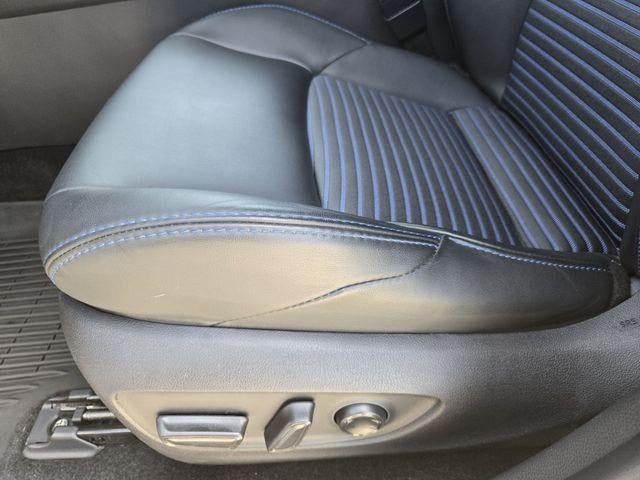 2025 Toyota RAV4 Hybrid XSE