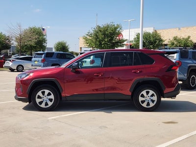 2022 Toyota RAV4 LE