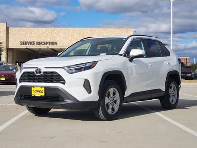 2022 Toyota RAV4 XLE