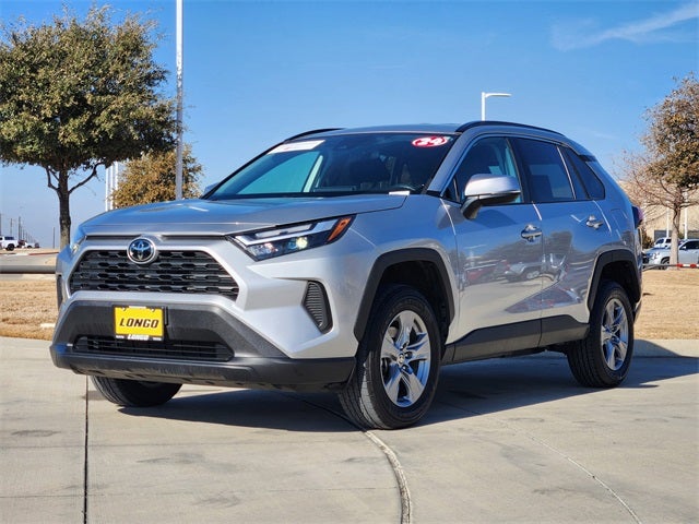 2024 Toyota RAV4 XLE
