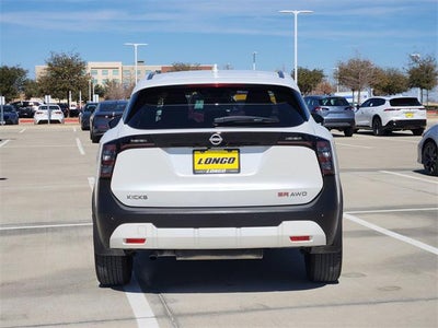 2025 Nissan Kicks SR