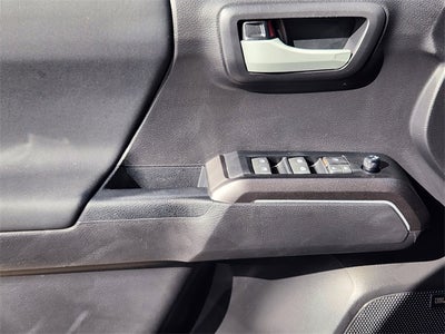 2022 Toyota Tacoma TRD Off-Road V6