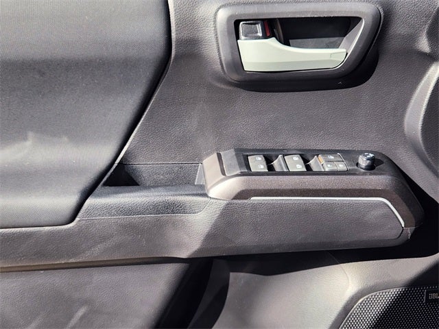 2022 Toyota Tacoma TRD Off-Road V6