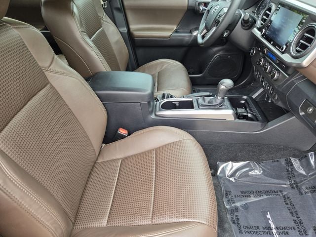 2022 Toyota Tacoma Limited V6
