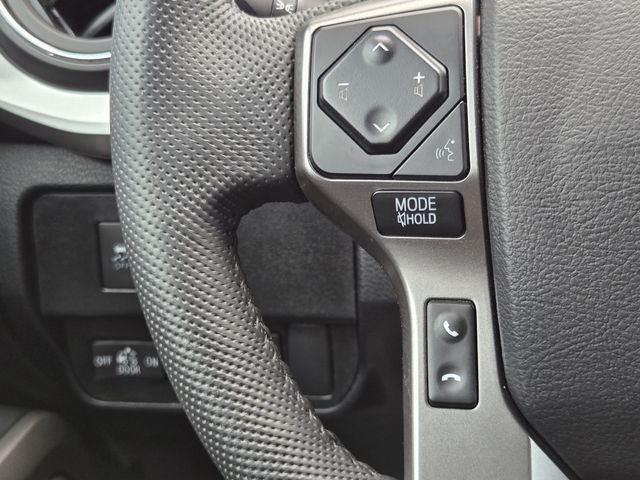 2022 Toyota Tacoma Limited V6